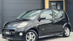 Zwart, metallic lak Gebruikt 2005 Daihatsu Sirion Hatchback | € 3.250 (Eerlijke prijs)