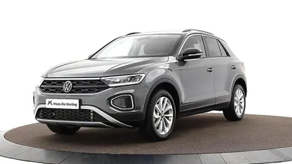 Gebruikt 2025 VW T-Roc Edition SUV | € 34.440 (Eerlijke prijs)