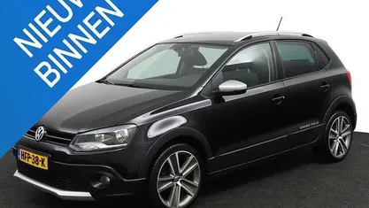 Zwart Occasion 2012 VW Polo Cross Comfortline Hatchback | € 7.499 (Eerlijke prijs)