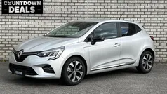 Gebruikt 2023 Renault Clio V Evolution Hatchback | € 17.645 (Eerlijke prijs)