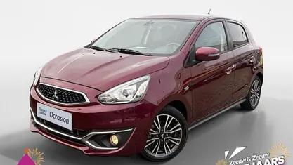 Wine red p Gebruikt 2018 Mitsubishi Space Star Instyle Hatchback | € 12.220 (Eerlijke prijs)