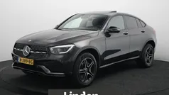 Grijs Gebruikt 2021 Mercedes GLC300 Business Coupé | € 50.845 (Eerlijke prijs)