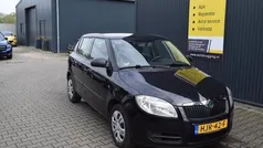Zwart Gebruikt 2009 Skoda Fabia Hatchback | € 3.250 (Eerlijke prijs)