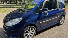 Gebruikt 2006 Peugeot 1007 Hatchback | € 1.250 (Eerlijke prijs)