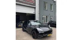 Zwart Gebruikt 2015 Porsche Cayenne Platinum Edition SUV | € 25.950 (Eerlijke prijs)