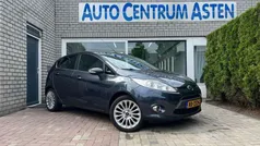 Grijs, metallic lak Gebruikt 2009 Ford Fiesta Ghia Hatchback | € 3.499 (Eerlijke prijs)