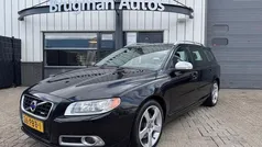 Zwart, metallic lak Gebruikt 2011 Volvo V70 Stationwagen | € 6.950 (Eerlijke prijs)