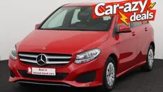 Rood Gebruikt 2017 Mercedes B160 MPV | € 13.395 (Goede deal)