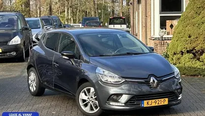 Gebruikt 2016 Renault Clio IV LIMITED Hatchback | € 7.450 (Eerlijke prijs)
