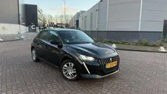 Zwart, metallic lak Gebruikt 2020 Peugeot 208 Hatchback | € 10.899 (Super prijs)