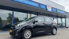 Zwart Gebruikt 2022 Kia Picanto Hatchback | € 16.495 (Eerlijke prijs)