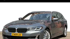 Grijs Gebruikt 2022 BMW 530e Stationwagen | € 42.850 (Goede deal)