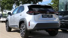 Gebruikt 2025 Toyota Yaris MPV | € 29.945 (Eerlijke prijs)