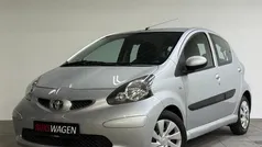 Grijs Gebruikt 2009 Toyota Aygo Hatchback | € 3.200 (Eerlijke prijs)
