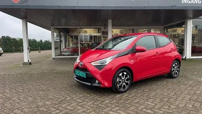 Occasion 2018 Toyota Aygo X-play Hatchback | € 8.900 (Eerlijke prijs)