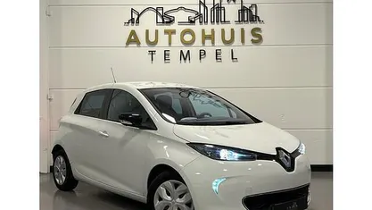 Wit Occasion 2014 Renault Zoe Life Hatchback | € 4.490 (Eerlijke prijs)