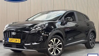 Zwart Occasion 2024 Ford Puma Titanium SUV | € 25.895 (Eerlijke prijs)
