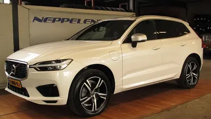 Wit Occasion 2018 Volvo XC60 R-Design SUV | € 31.900 (Eerlijke prijs)