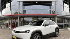 Wit, metallic lak Gebruikt 2021 Mazda MX30 SUV | € 16.755 (Eerlijke prijs)
