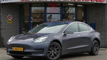 Occasion 2020 Tesla Model 3 Standard Range Sedan | € 23.845 (Eerlijke prijs)