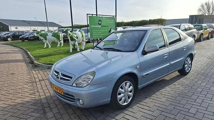Blauw Gebruikt 2003 Citroën Xsara Hatchback | € 1.699 (Eerlijke prijs)