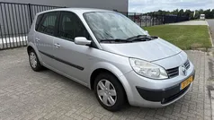 Gebruikt 2006 Renault Scénic II MPV | € 2.000 (Eerlijke prijs)
