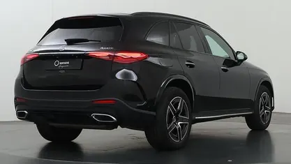 Zwart Gebruikt 2024 Mercedes GLC300 AMG line SUV | € 68.850 (Eerlijke prijs)
