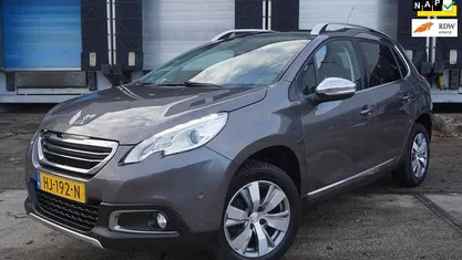 Grijs (metallic) Occasion 2015 Peugeot 2008 Allure SUV | € 6.495 (Eerlijke prijs)