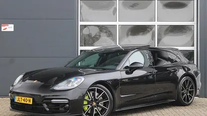 Zwart (metallic) Gebruikt 2019 Porsche Panamera Sport Turismo Stationwagen | € 61.900 (Goede deal)