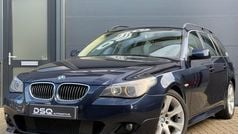Blauw, metallic lak Gebruikt 2005 BMW 545 M Sport Stationwagen | € 5.950 (Eerlijke prijs)