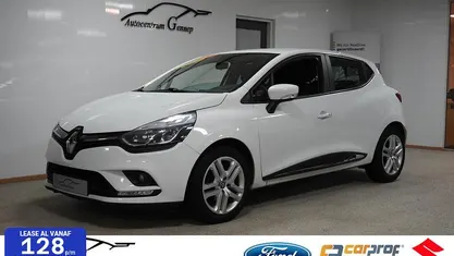 Wit Gebruikt 2019 Renault Clio IV Zen Hatchback | € 9.400 (Eerlijke prijs)