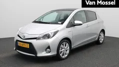 Gebruikt 2012 Toyota Yaris Hybrid Hatchback | € 12.900 (Eerlijke prijs)