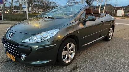 Grijs (metallic) Occasion 2006 Peugeot 307 CC Cabriolet | € 3.995 (Eerlijke prijs)