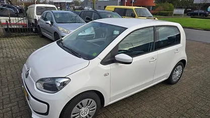 Gebruikt 2013 VW up! Move Hatchback | € 3.500 (Eerlijke prijs)