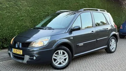 Occasion Renault Scénic II Authentique 111 PK (81 kW) 2008 Grijs MPV