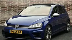 Blauw, metallic lak Gebruikt 2014 VW Golf VII R Hatchback | € 21.500 (Eerlijke prijs)