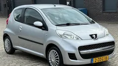 Grijs Gebruikt 2011 Peugeot 107 Hatchback | € 2.949 (Super prijs)
