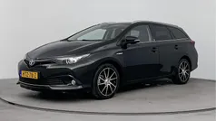 Gebruikt 2018 Toyota Auris Hybrid Limited Stationwagen | € 18.945 (Eerlijke prijs)