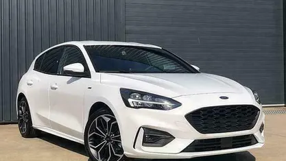 Occasion 2019 Ford Focus ST-Line Sedan | € 21.950 (Eerlijke prijs)
