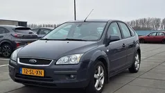 Gebruikt 2006 Ford Focus Ghia Hatchback | € 2.350 (Eerlijke prijs)
