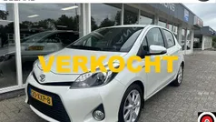 Wit Gebruikt 2012 Toyota Yaris Hatchback | € 9.949 (Eerlijke prijs)
