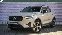 Bruin Gebruikt 2025 Volvo XC40 Plus SUV | € 44.399 (Eerlijke prijs)
