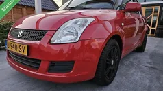 Rood Gebruikt 2010 Suzuki Swift Hatchback | € 2.990 (Eerlijke prijs)