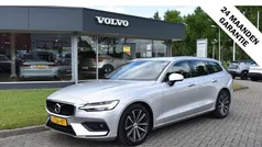 Grijs Gebruikt 2021 Volvo V60 Business Edition Stationwagen | € 26.800 (Goede deal)