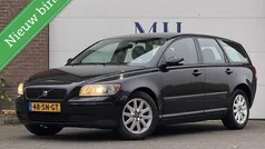 Gebruikt 2006 Volvo V50 Momentum Stationwagen | € 995 (Eerlijke prijs)