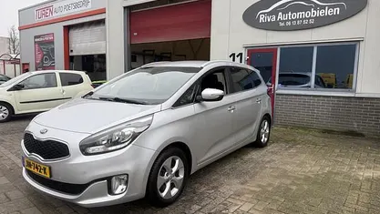 Occasion Kia Carens 135 PK (99 kW) 2016 Grijs (metallic) MPV