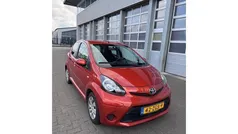 Oranje Gebruikt 2012 Toyota Aygo Comfort Hatchback | € 3.450 (Eerlijke prijs)