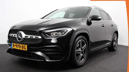 Gebruikt 2020 Mercedes GLA200 AMG line SUV | € 31.940 (Goede deal)