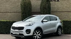 Grijs, metallic lak Gebruikt 2016 Kia Sportage First Edition SUV | € 16.995 (Eerlijke prijs)