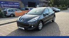 Grijs, metallic lak Gebruikt 2010 Peugeot 207 Hatchback | € 2.495 (Eerlijke prijs)